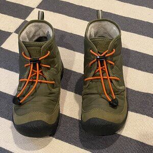 KEEN Unisex-Child Howser 2 Waterproof Chukka Boot - Big Kid 4 - NO LACES